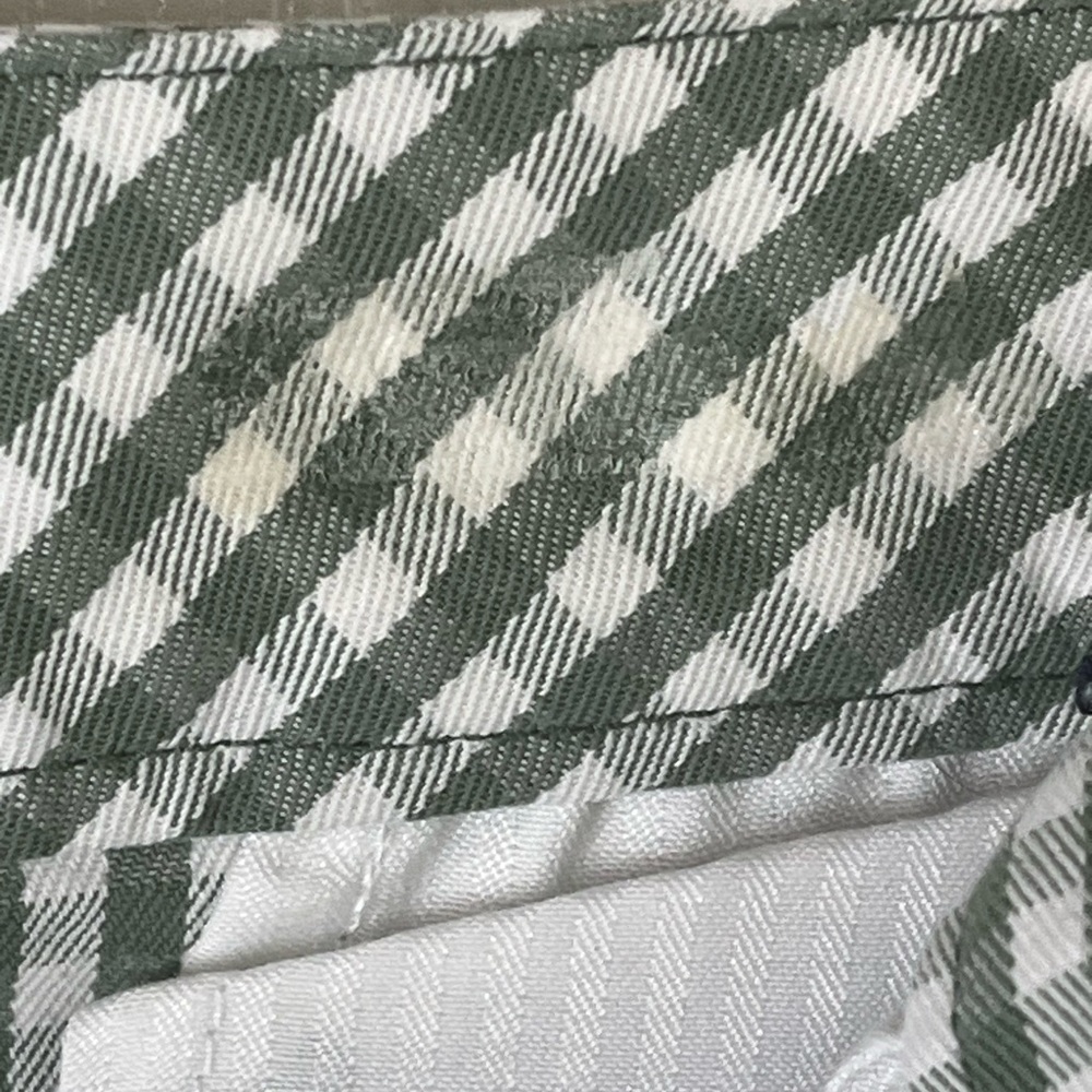 Land’s End women’s green/white gingham print shorts, size 2 - Picture 13 of 13